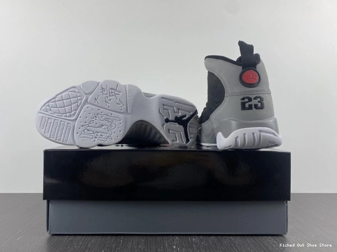 Kick Theory Particle 9 Jordan Retro CT8019-060 Grey 0717